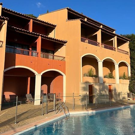 Appartement Vue Sur Mer, Piscine, Garage Prive Bormes-les-Mimosas Eksteriør billede